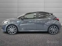 Nuova Toyota Yaris Hybrid Sport 131 CV (96 kW) 2025 Grigio Berlina