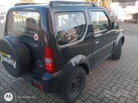 Usata Suzuki Jimny 86 CV (63 kW) 2011 Nero SUV