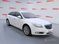 Usata Opel Insignia Cosmo 160 CV (117 kW) 2010 Bianco Station wagon