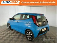 Usata Toyota Aygo 72 CV (52 kW) 2019 Blu Utilitaria