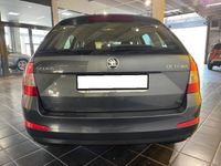 usata Skoda Octavia 1.6 TDI CR 110 Wagon Executive ...