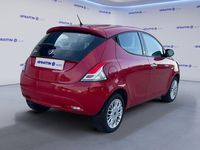 Usata Lancia Ypsilon Silver 69 CV (50 kW) 2017 Rosso Utilitaria