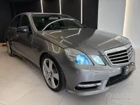 Usata Mercedes E220 Premium 170 CV (125 kW) 2013 Grigio Berlina