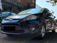 Usata Ford Fiesta 70 CV (51 kW) 2012 Nero Utilitaria