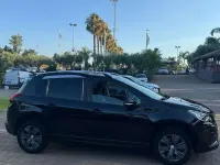 Usata Peugeot 2008 Active 82 CV (60 kW) 2017 Nero SUV