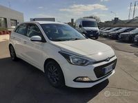 Occasion Hyundai i20 Blackline 75 ch (55 kW) 2017 Blanc Berline