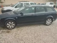 Usata Audi A4 130 CV (95 kW) 2004 Blu Station wagon