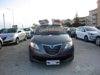 Usata Lancia Ypsilon 69 CV (50 kW) 2012 Grigio Utilitaria