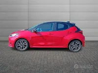 Usata Toyota Yaris Hybrid Style 92 CV (67 kW) 2023 Rosso SUV