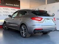 Begagnad Maserati Levante 430 HK (316 kW) 2019 Grå SUV