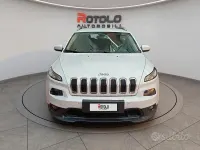 Usata Jeep Cherokee Longitude 185 CV (136 kW) 2018 Bianco SUV