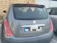 Usata Lancia Ypsilon 60 CV (44 kW) 2006 Grigio Utilitaria