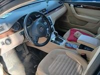 Usata VW Passat 170 CV (125 kW) 2012 Blu Station wagon