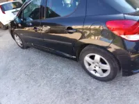 Usata Peugeot 207 68 CV (50 kW) 2010 Nero Berlina