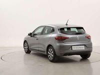 Begagnad Renault Clio V Equilibre 101 HK (74 kW) 2023 Grå Halvkombi