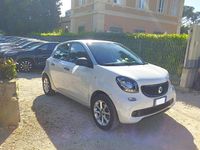 Usata Smart ForFour 71 CV (52 kW) 2017 Bianco Utilitaria