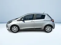 Usata Toyota Yaris Active 69 CV (50 kW) 2017 Grigio Berlina