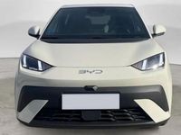 Nuova BYD Dolphin Surf Boost 65 kW (89 CV) 2026 Apricity white Utilitaria