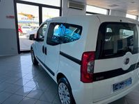 Usata Fiat Qubo Trekking 69 CV (50 kW) 2016 Bianco Monovolume