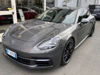 Usata Porsche Panamera 330 CV (242 kW) 2018 Grigio Berlina