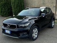 Usata Volvo XC40 Momentum 150 CV (110 kW) 2020 Nero SUV