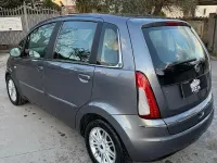Usata Lancia Musa 95 CV (69 kW) 2012 Grigio Monovolume
