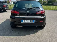Usata Alfa Romeo 147 105 CV (77 kW) 2009 Nero Utilitaria