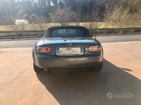 Usata Mazda MX5 131 CV (96 kW) 2006 Grigio Cabrio