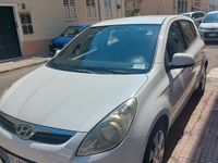 Usata Hyundai i20 100 CV (73 kW) 2013 Bianco Berlina
