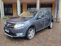 Usata Dacia Sandero Prestige 90 CV (66 kW) 2016 Grigio Berlina