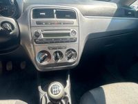 Usata Fiat Punto 75 CV (55 kW) 2013 Bianco Utilitaria