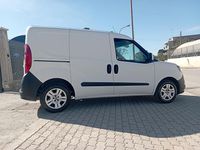Usata Fiat Doblò 104 CV (76 kW) 2021 Bianco Monovolume