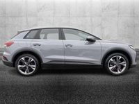 Käytetty Audi Q4 e-tron Advanced 69 kW (95 HP) 2022 Harmaa Katumaasturi