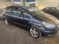 Usata Ford S-MAX Titanium 140 CV (102 kW) 2007 Grigio Monovolume