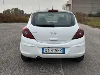 Usata Opel Corsa 80 CV (58 kW) 2009 Bianco Utilitaria