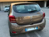 Usata Dacia Sandero 73 CV (53 kW) 2019 Marrone Utilitaria