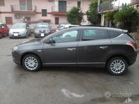 usata Lancia Delta 1.6 MJT DPF 105 CV Silver TETTO APRIB