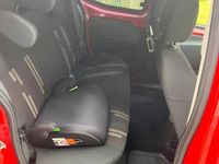 Usata Fiat Fiorino 75 CV (55 kW) 2009 Rosso Monovolume