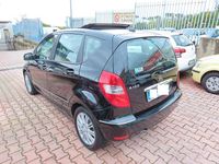 Usata Mercedes A180 Avantgarde 108 CV (79 kW) 2011 Nero Berlina