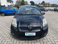 Usata Toyota Yaris Sol 101 CV (74 kW) 2010 Nero Utilitaria