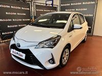 Usata Toyota Yaris Hybrid Business Edition 73 CV (53 kW) 2020 Bianco Berlina