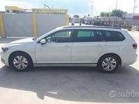Usata VW Passat Trendline 120 CV (88 kW) 2018 Bianco Station wagon