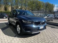 Usata Volvo XC40 Momentum 197 CV (144 kW) 2022 Blu/azzurro SUV
