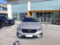 Usata Volvo XC40 Core 211 CV (155 kW) 2023 Argento SUV