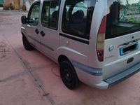 Begagnad Fiat Doblò Dynamic 105 HK (77 kW) 2004 Grå Minibuss