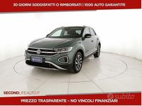 Usata VW T-Roc Style 150 CV (110 kW) 2023 Blu SUV