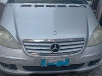 Usata Mercedes A180 109 CV (80 kW) 2004 Grigio Berlina