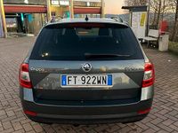 Usata Skoda Octavia Executive 116 CV (85 kW) 2019 Grigio Station wagon