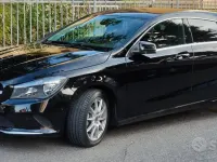 Usata Mercedes CLA180 109 CV (80 kW) 2017 Nero Coupé