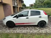 Usata Fiat Grande Punto S 75 CV (55 kW) 2010 Bianco Utilitaria